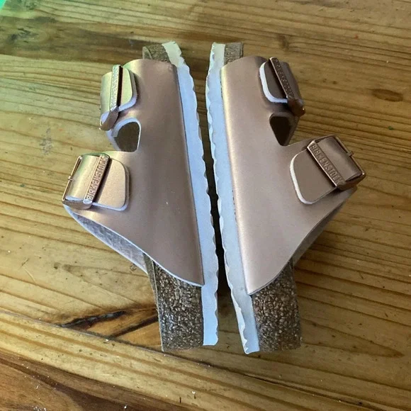 Birkenstock Kids Sandals - Metallic Pink - Picture 4 of 5